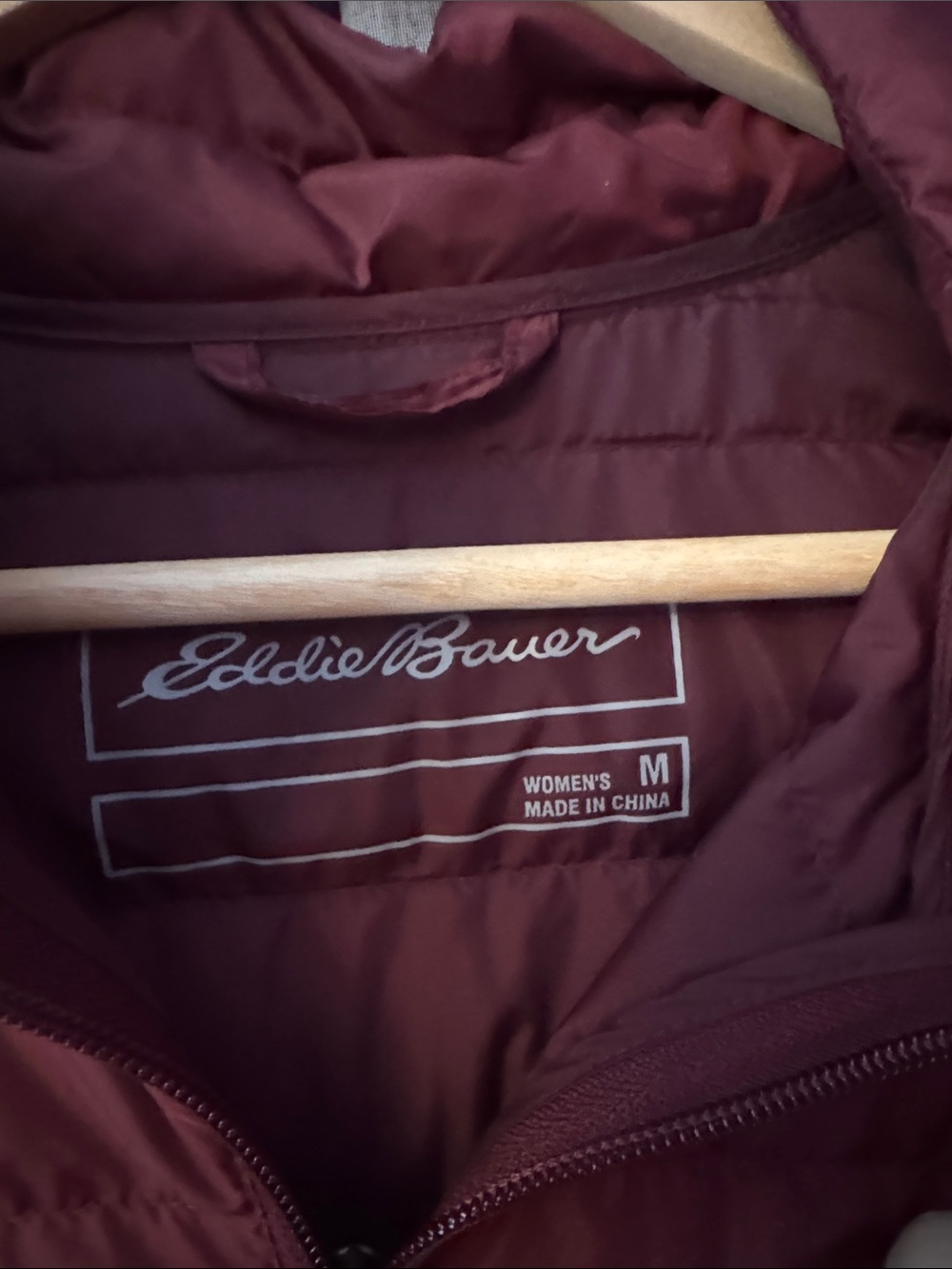 Eddie Bauer Puffer Jacket - Picture 4 of 5